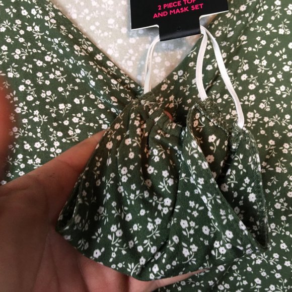 No Boundaries Top XXXL 21 Boho Cottagecore Green Ditsy Floral Print Cutout Front - Picture 5 of 15